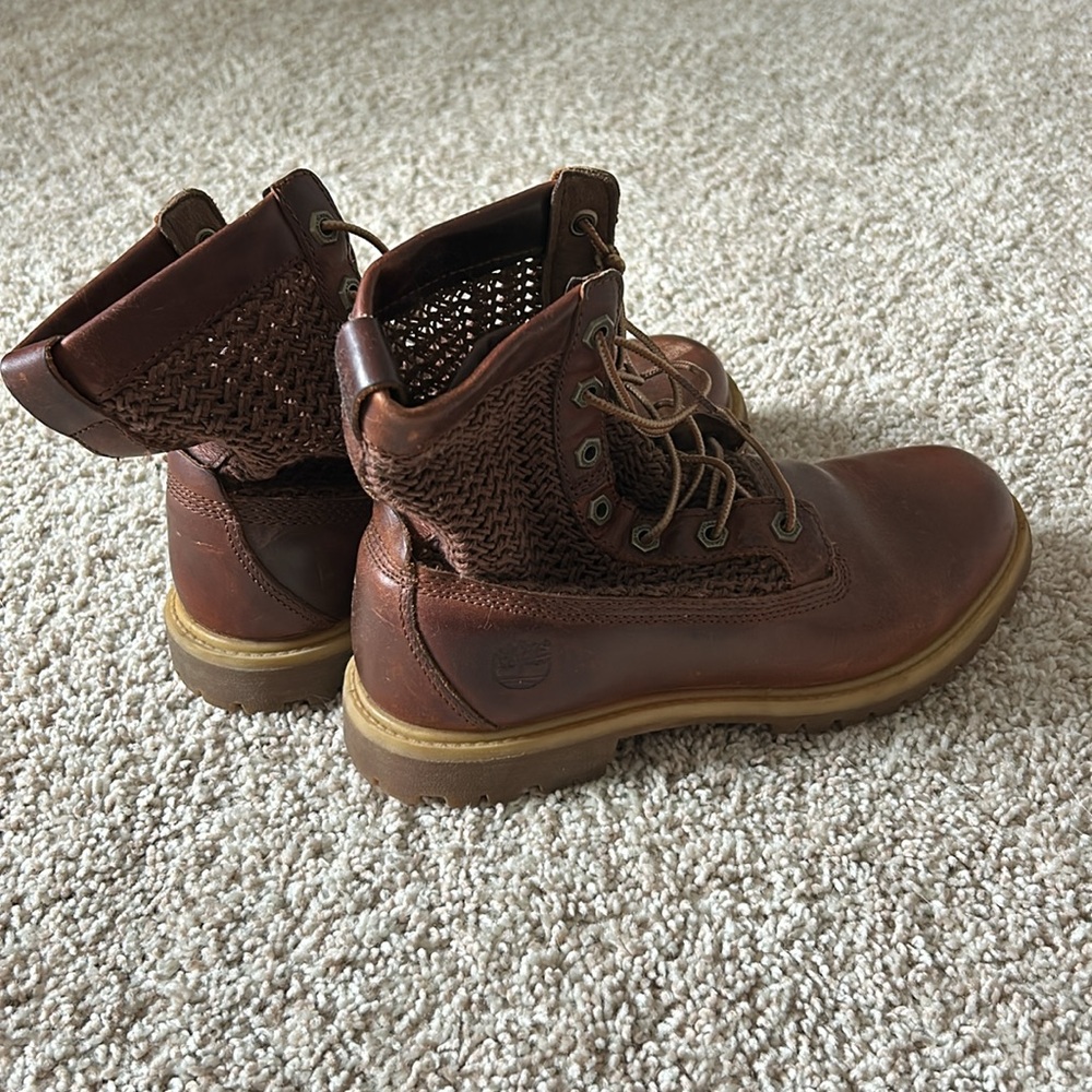 Timberland Open Weave Women’s Boot - Size 8 | Bro… - image 2
